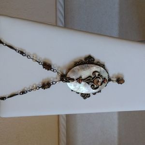 Chico's 18" Necklace Abalone Shell